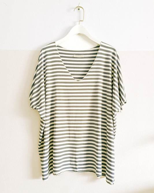 Camiseta Cristin Rayas Verde Kaki